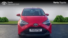 Toyota Aygo 1.0 VVT-i X-Play 5dr x-shift Petrol Hatchback